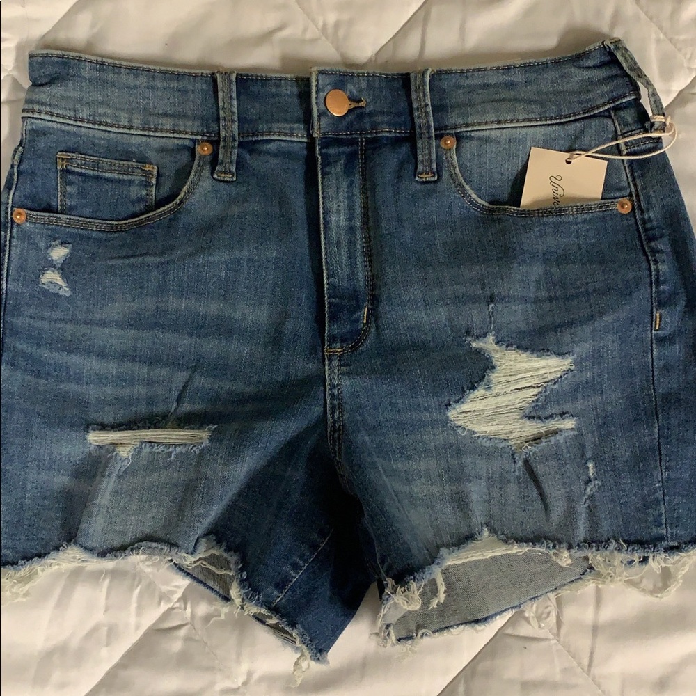 NWT UNIVERSAL THREAD - Denim Shorts
